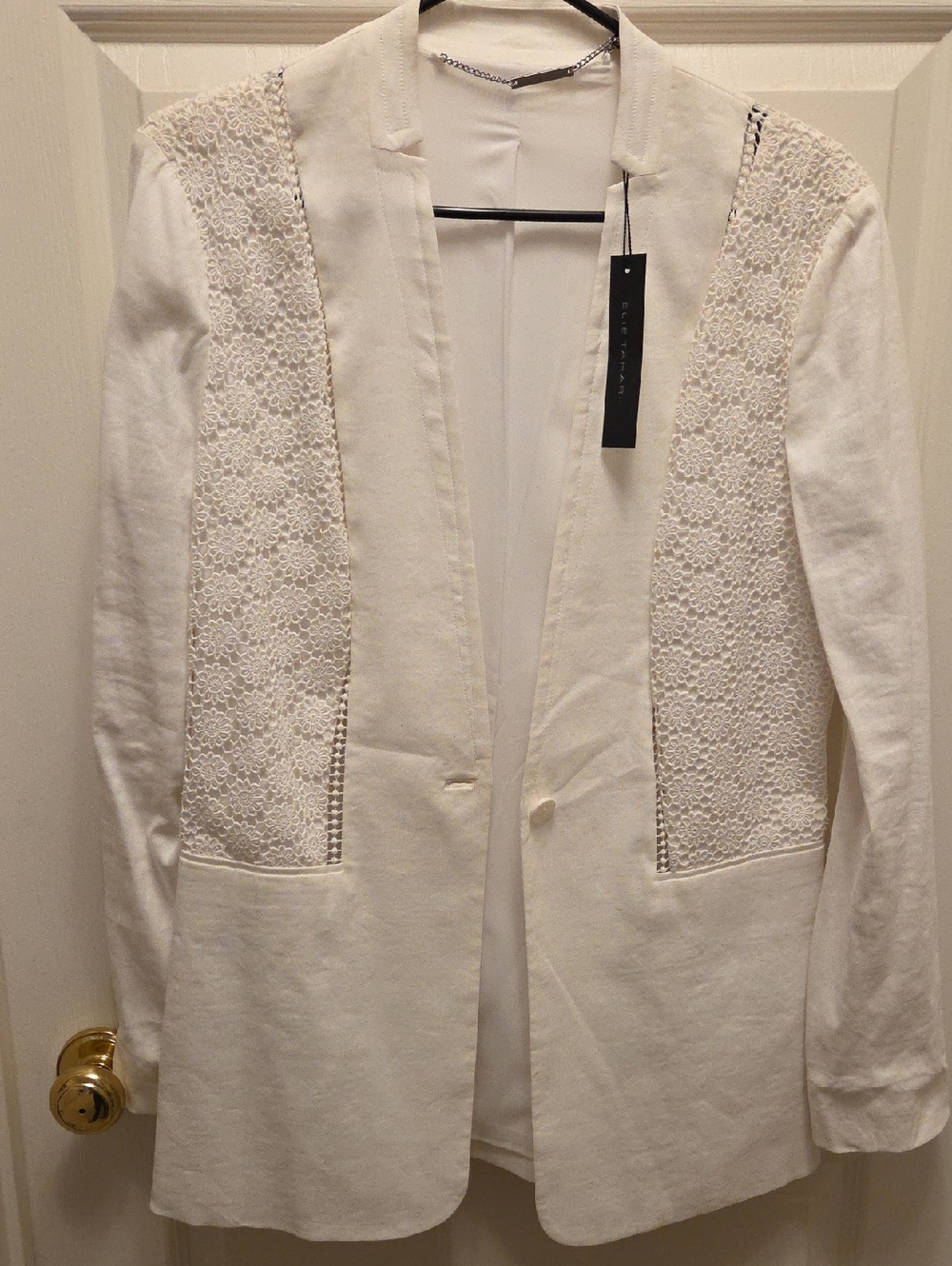 Elie Tahari White Linen "Bonne" Jacket.  Women US 10